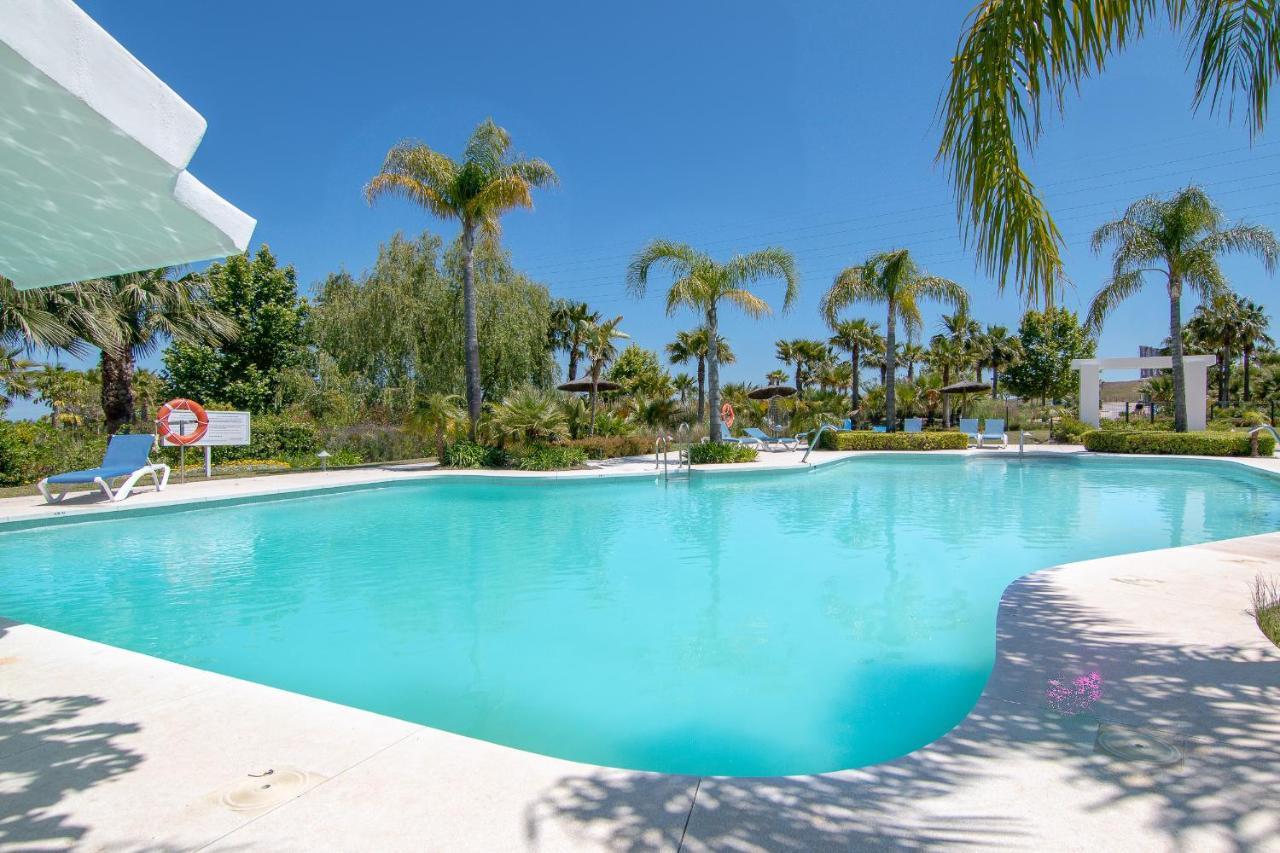 2237-Modern Apt With Private Beach Estepona Exterior photo